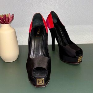 FENDI 🖤Black, 💕Pink & ❤️Red Peep-Toe Heel